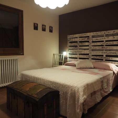 Els Noguers Turisme Vila Castellar del Riu Exterior foto