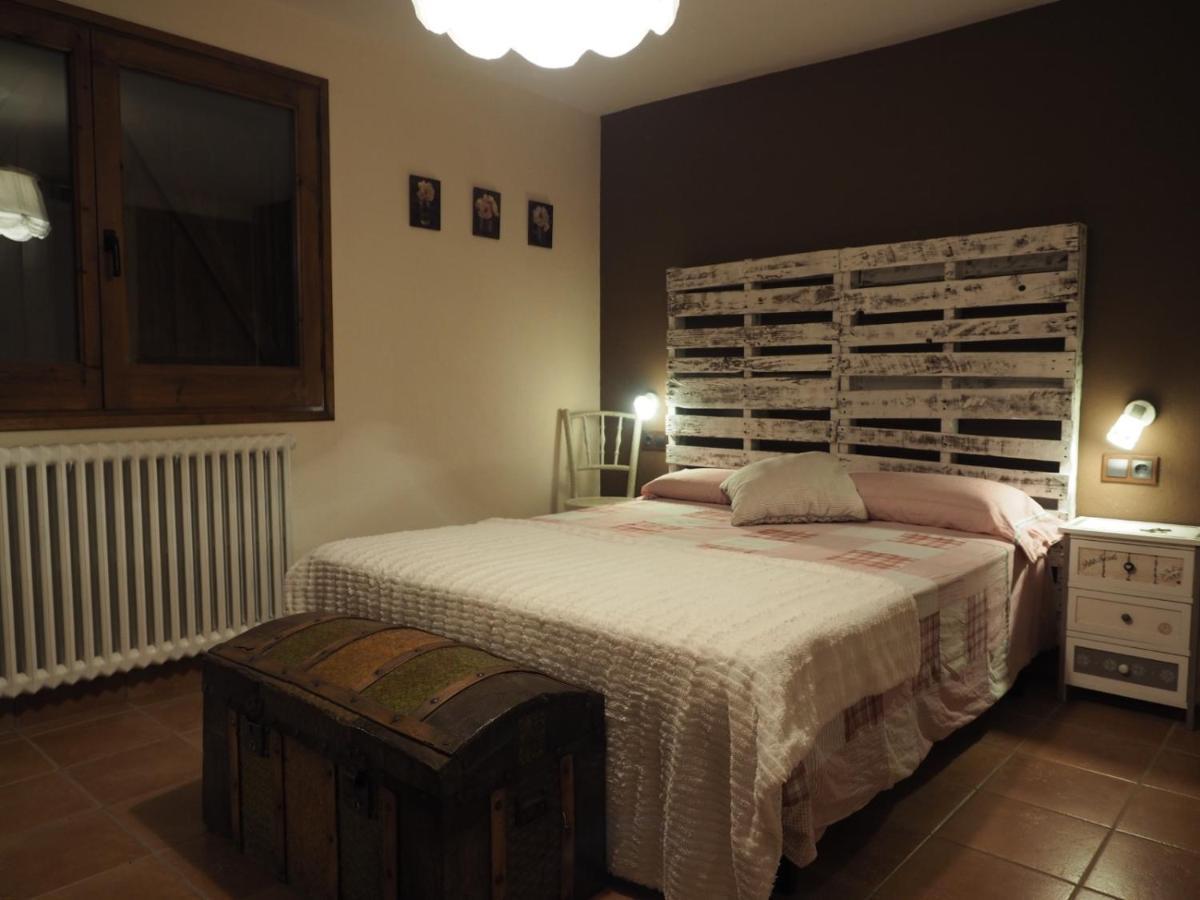 Els Noguers Turisme Vila Castellar del Riu Exterior foto